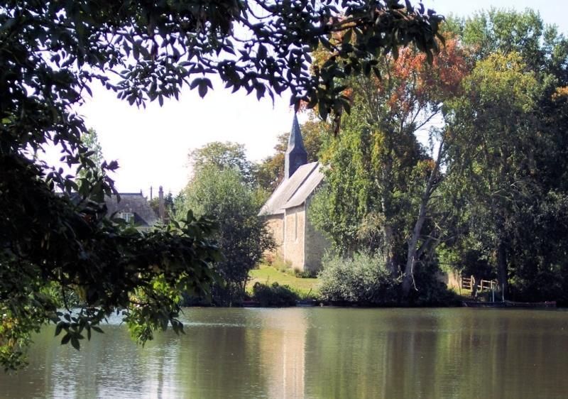Le Relais De La Caleche Hotel Saint-Denis-dʼAnjou Buitenkant foto
